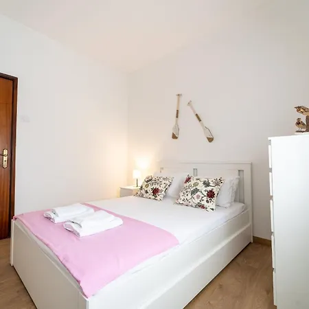 Apartamento Casino And By House And People