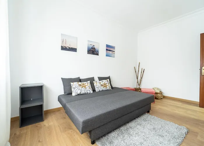 Casino And By House And People * Póvoa de Varzim